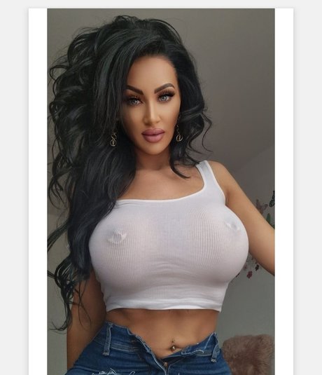 Karra the Sinner adult actress gallery