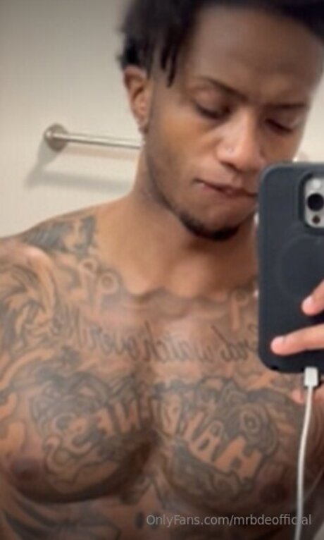 Mr BDE sex model pics