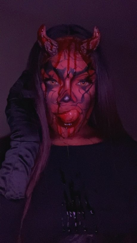 SATAN S WIFE pornstar xxx archive