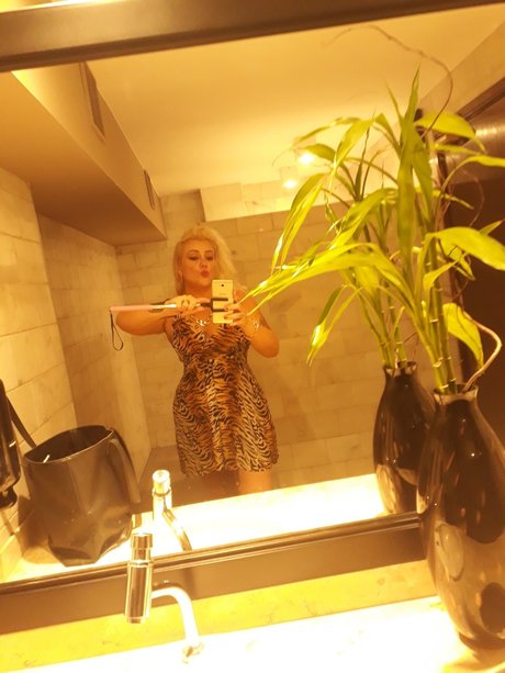 Jade Skrabe star sex galleries