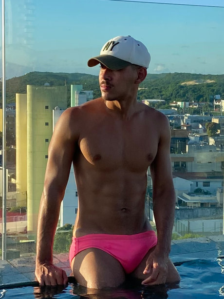 Diablobiel beautiful model photos