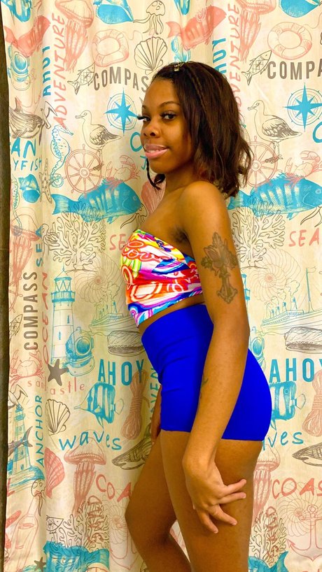 Lee Hill high quality actress image