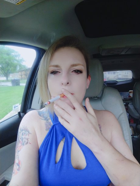 Mistress Annikaah sex model pictures