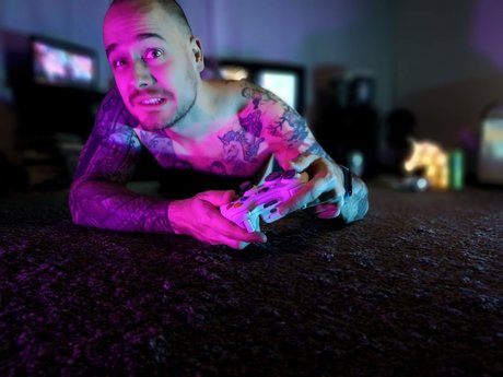 Alec Hardy Free pornstar nude image