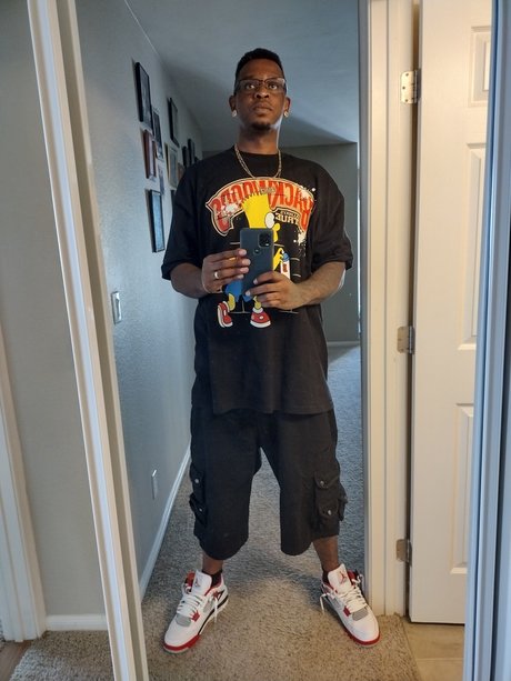 Freddy G nude model pics