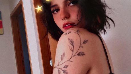 Four Girls Life star nudes galleries