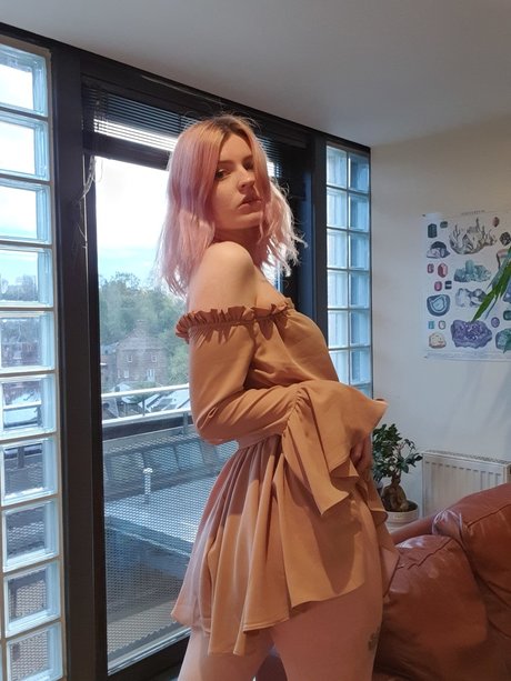 Ro Bean xxx pornstar pic