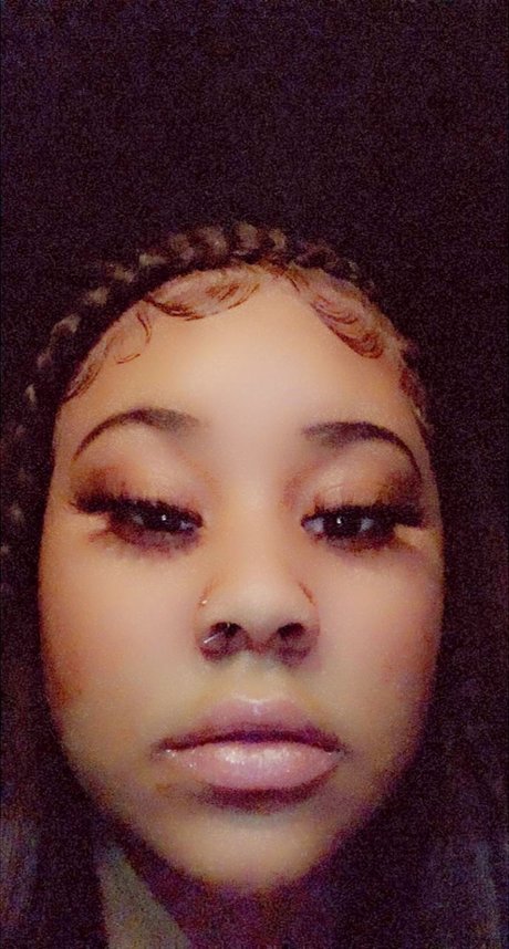 Kay Shiesty pretty model photos