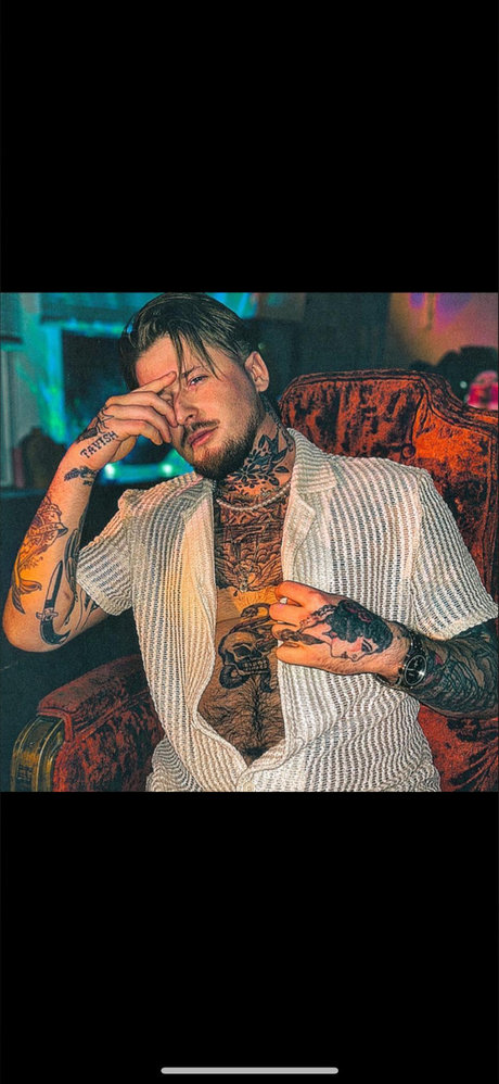 David Moore exclusive actress img