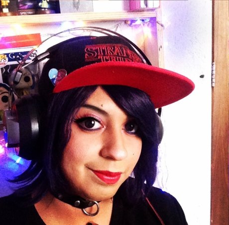 Priya Zavala high quality star images