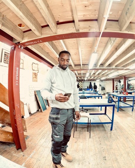 MR LONDON PLUMBER star nice gallery