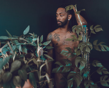 King Ry naked actress pic