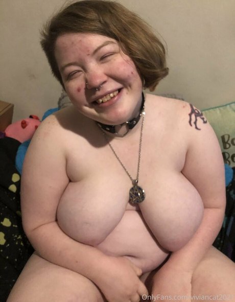 viviancat2021 art model photos