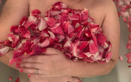 kinkyqueenofspades pretty pornstar archive