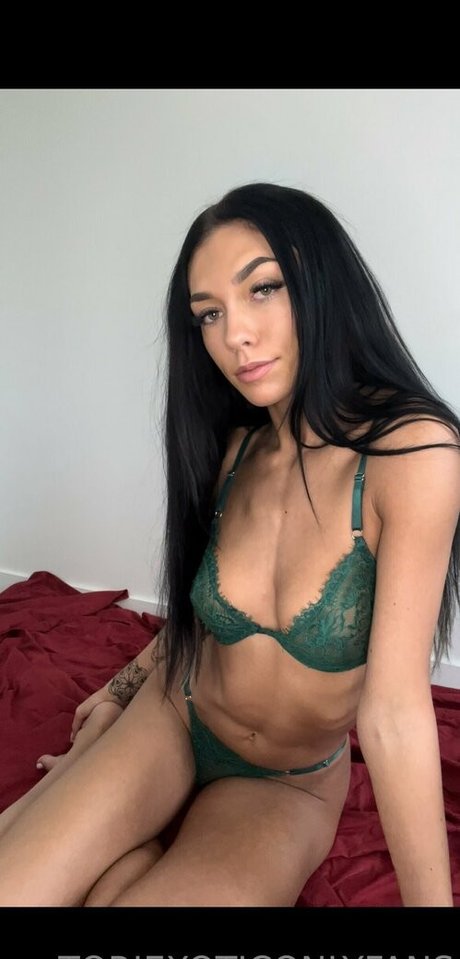 toriexotic pretty pornstar img