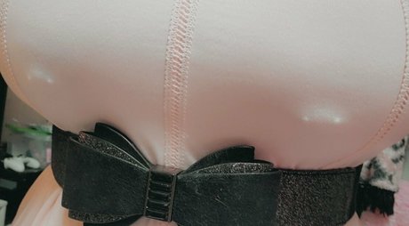 xxxglowyxxx porn star pic