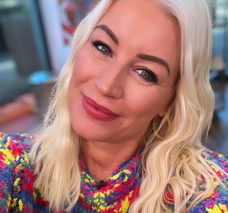 Denise Van Outen perfect actress images