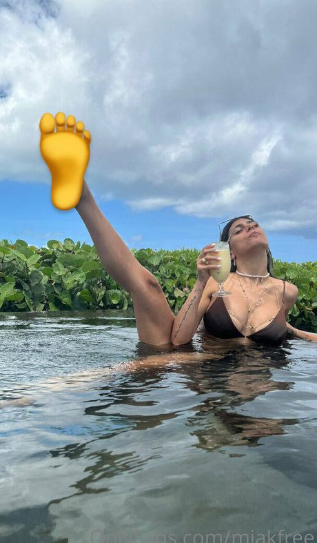 miakfree star free photos