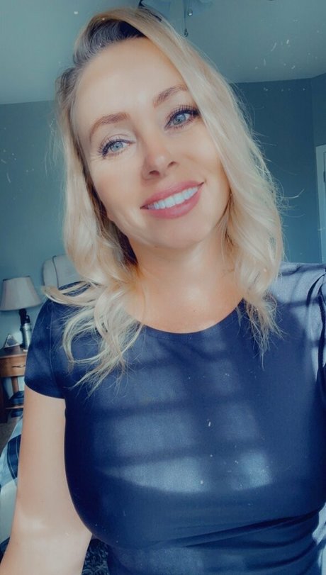 midwestmomfree model best picture