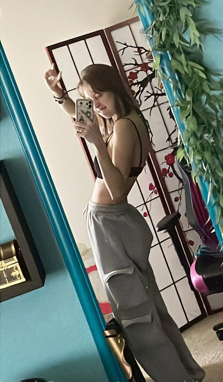 Nocturnal Virus xxx pornstar pic