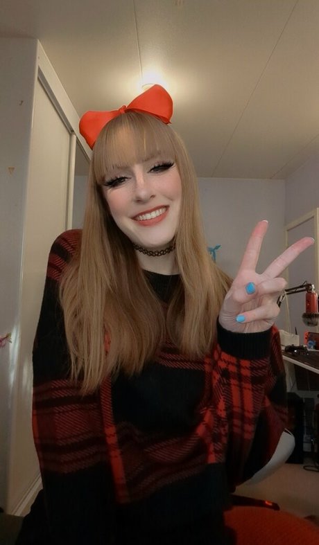 RaeRaeSenpai porn model image