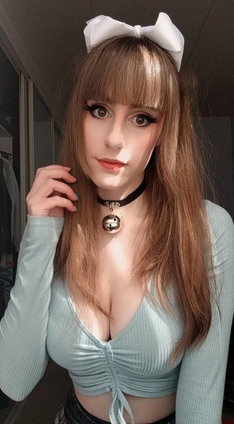 RaeRaeSenpai art actress img