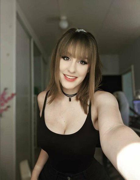 RaeRaeSenpai nudes pornstar pictures