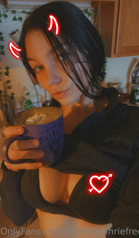 estherlynnriefree star art pic