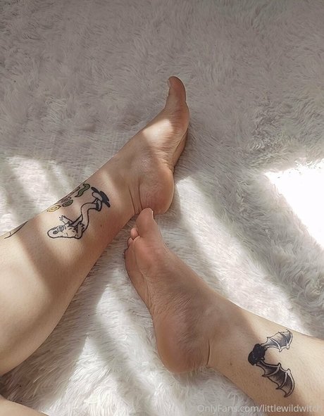 wildwiitch beautiful model image