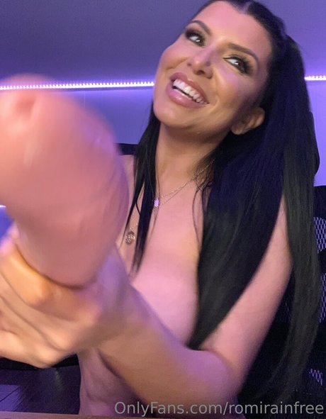 romirainfree model picture