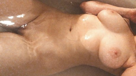 earthangel69 naked model pictures