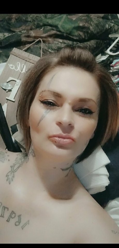 lluvely model top galleries