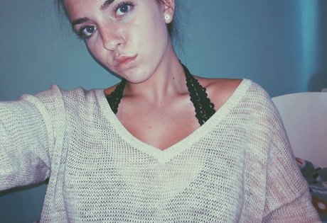 Sierra Bellingar free model pic