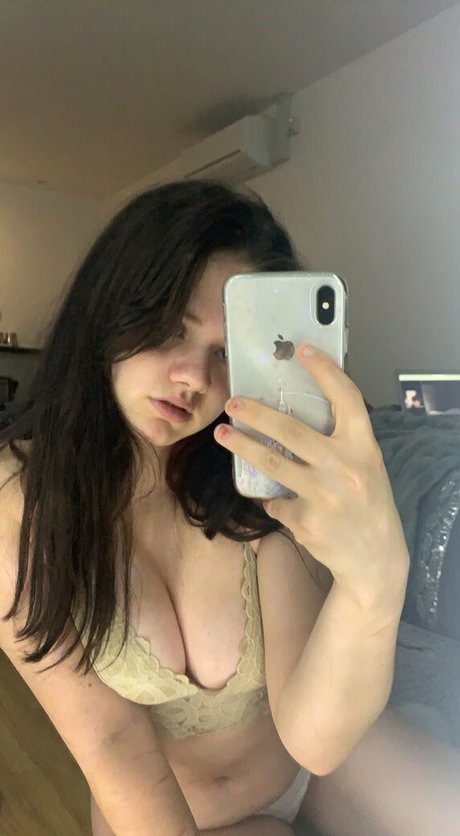 grace xo16 star exclusive image