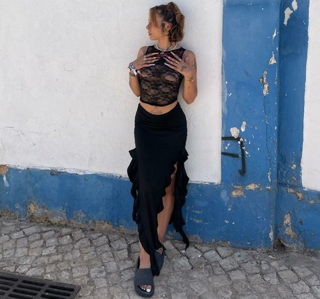 gloryhole wife onlyfans art naked images