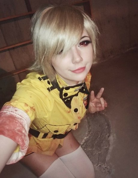 Meggii Cosplay top actress photo