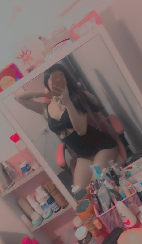 Teliciousss perfect model pic