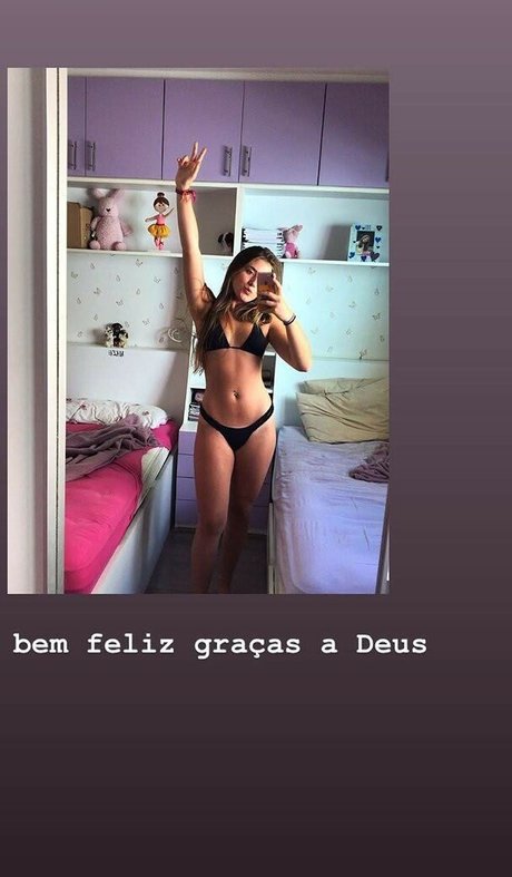 Gabi Amaral naked actress images