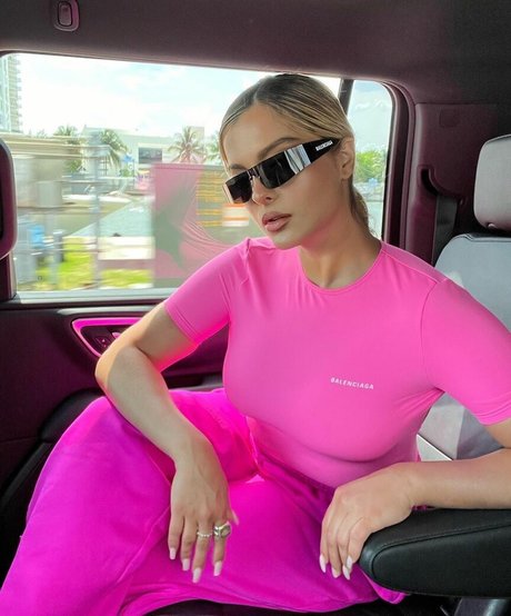 Bebe Rexha pornstar beautiful photos
