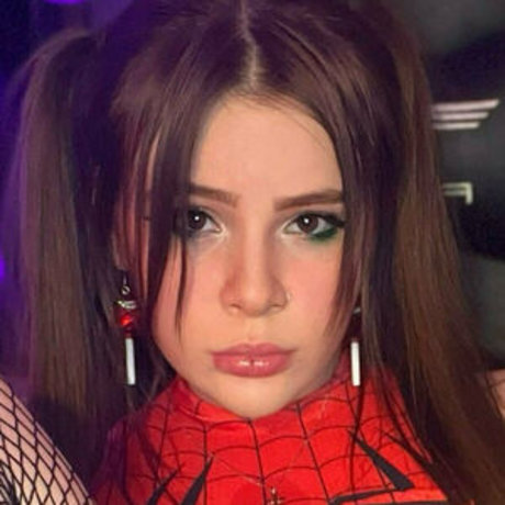 Falloutsam erotic pornstar photos