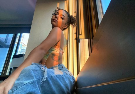 Alix Lapri porn star photos