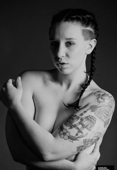 caitlinzielinski xxx model image