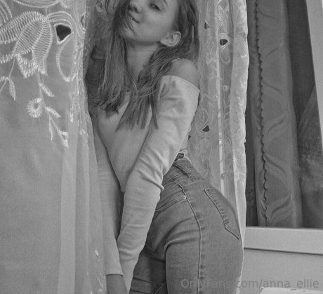 anna ellie top star img