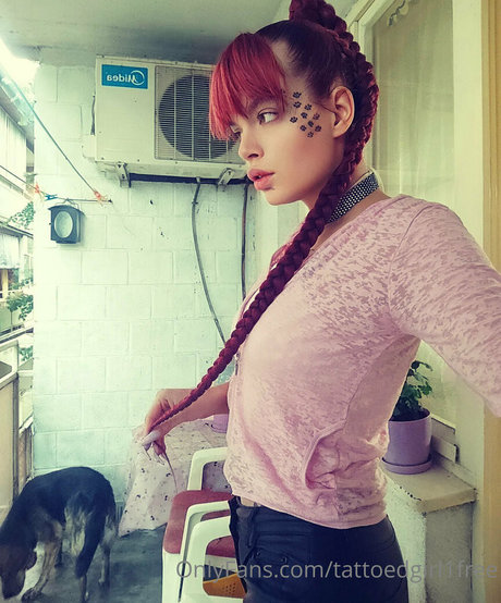 tattoedgirl1free nude star archive