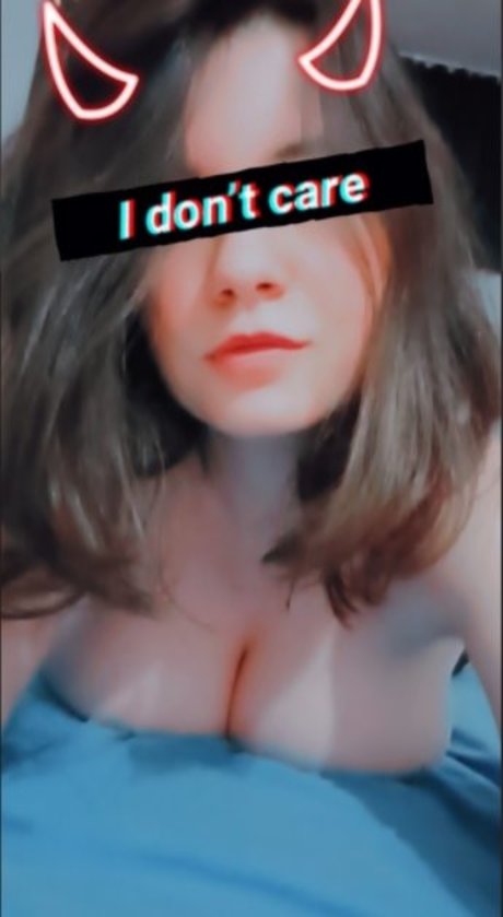 mom blowjob onlyfans sexy image