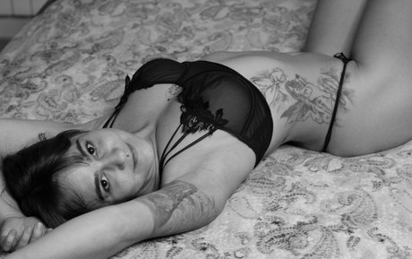 interracialdesir3 Profile pic