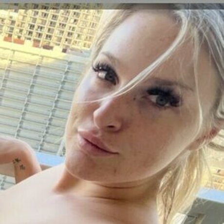 Daisy Delacroix star xxx images