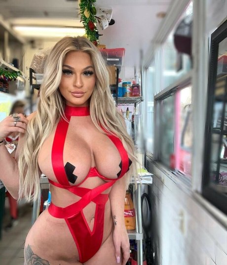 Daisy Delacroix star image