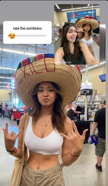 Chaela star hot photos