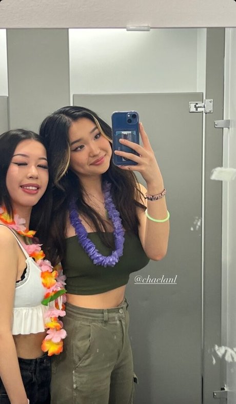 Chaela high quality star photo